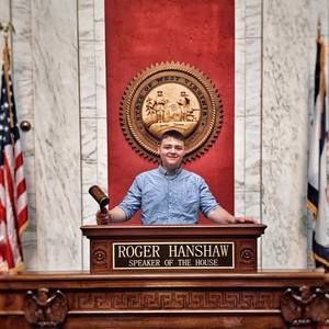 Meet your Posher, Curtis